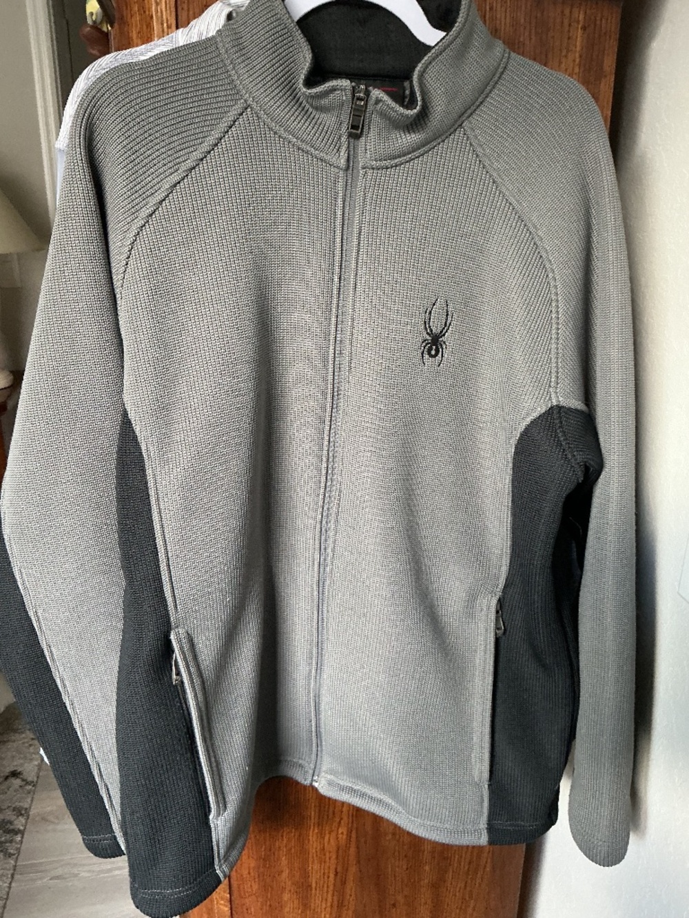 NWOT Spider Core Sweater/Jacket